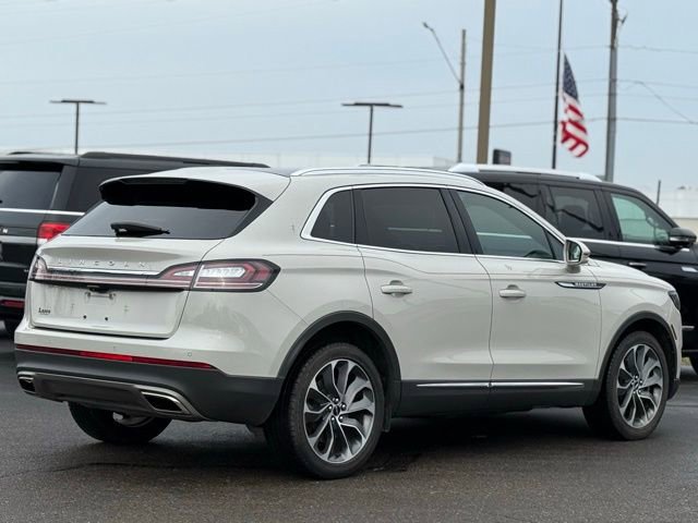 Used 2022 Lincoln Nautilus Reserve w/ Luxury Package image 37