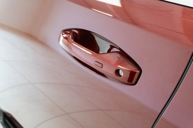 Used 2025 Nissan Armada Platinum image 12