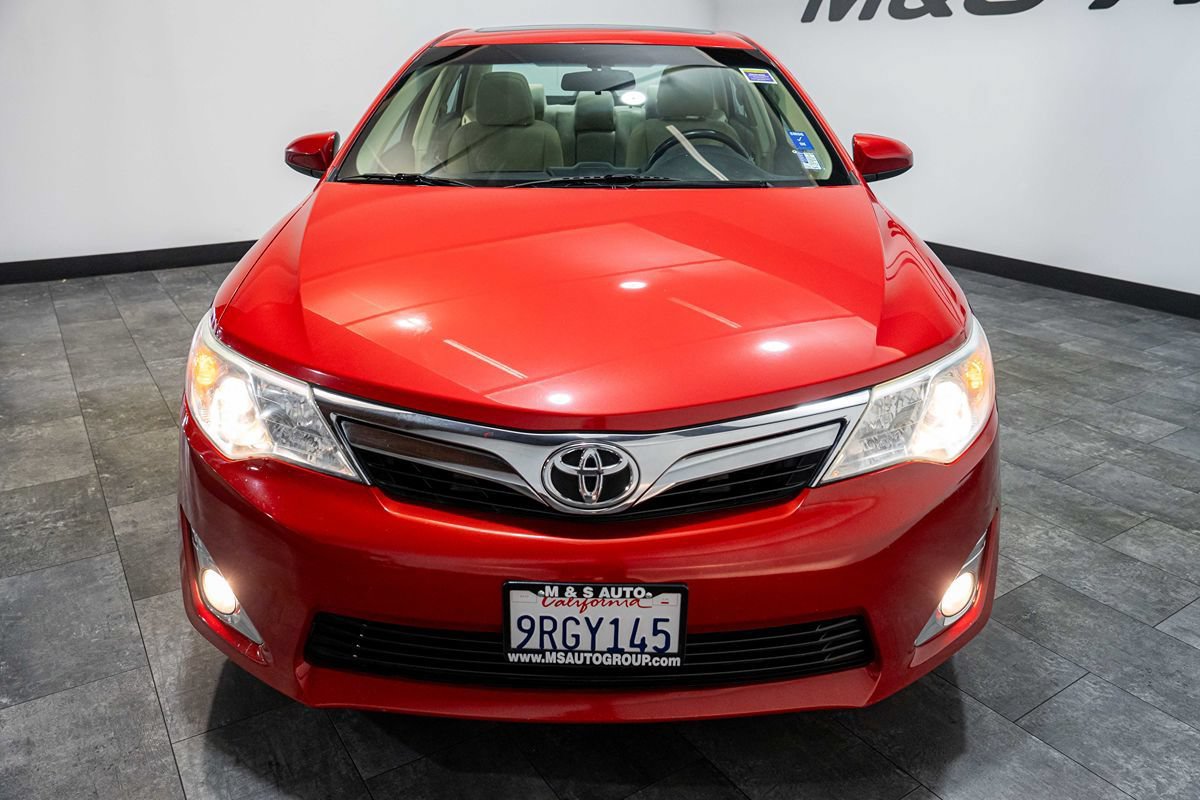 Used 2013 Toyota Camry XLE FWD image 6