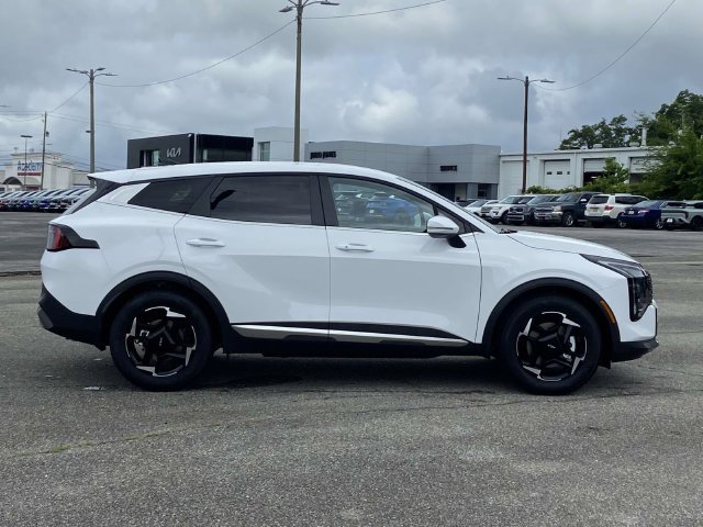 New 2026 Kia Sportage EX FWD image 2