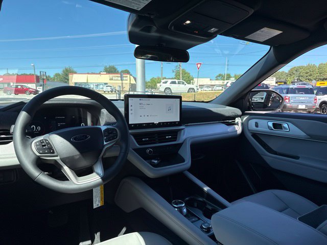 New 2027 Ford Explorer Active w/ Active Comfort Package RWD image 23
