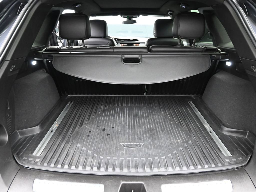 Used 2022 Cadillac XT5 Premium Luxury image 35