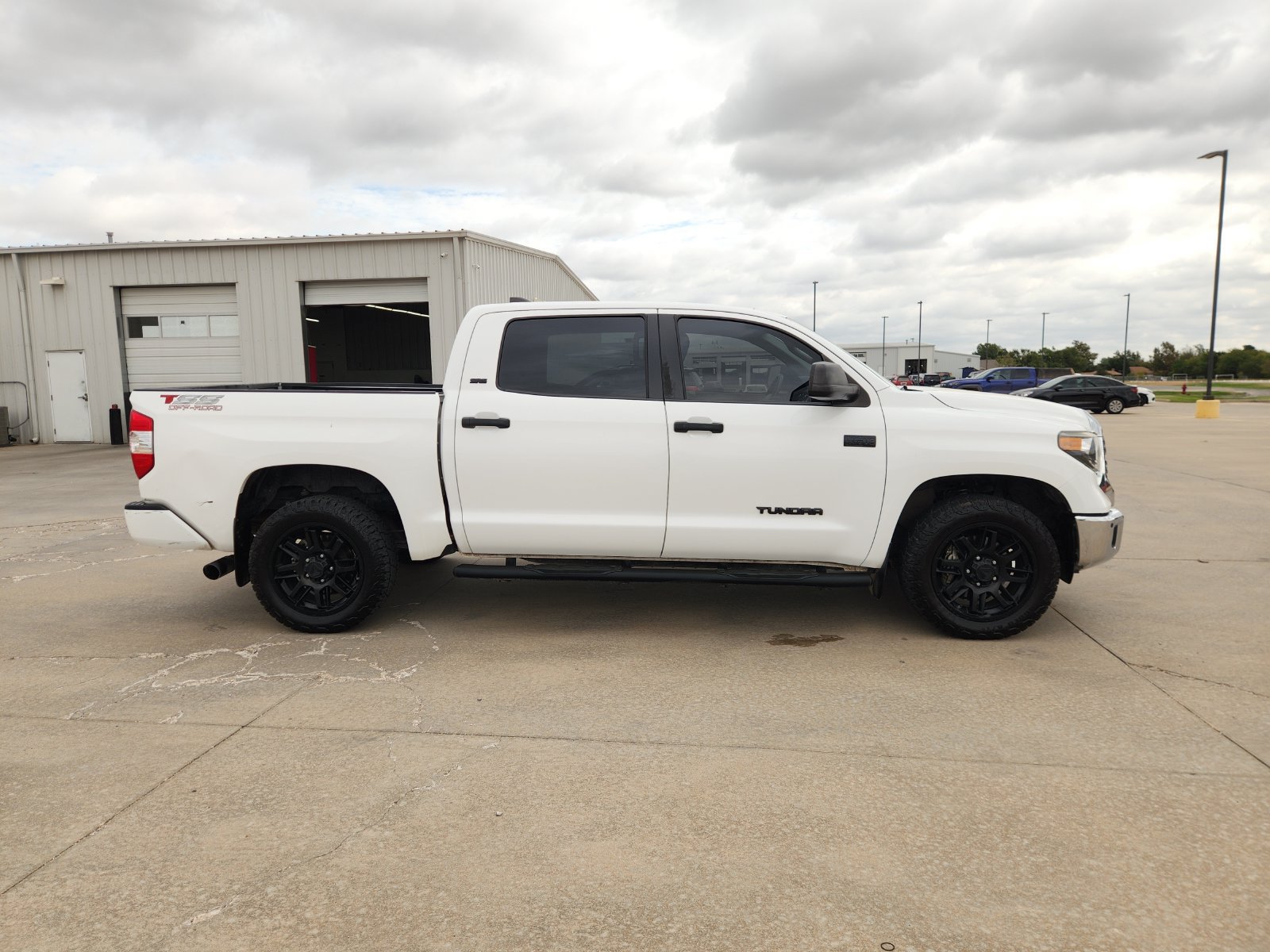 Used 2021 Toyota Tundra SR5 RWD image 7