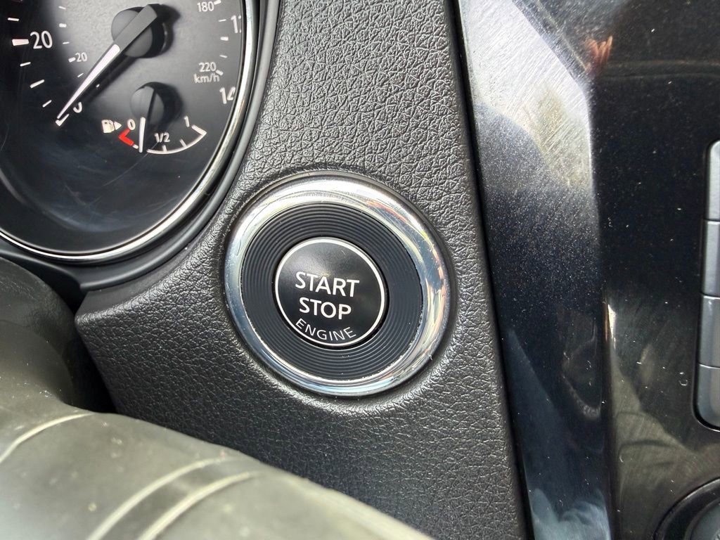 Used 2017 Nissan Rogue Sport SL w/ SL Premium Package AWD/4WD image 27