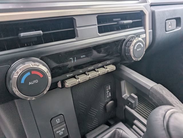 Used 2026 Toyota Tacoma TRD Off-Road image 21