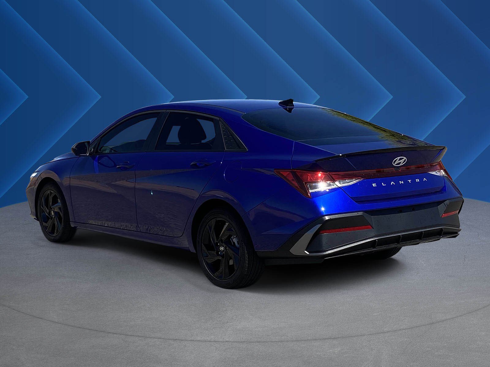 Certified 2026 Hyundai Elantra Sport FWD image 5