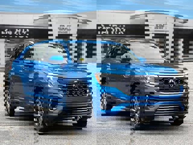 Used 2024 Volkswagen Atlas Cross Sport SEL R-Line image 1