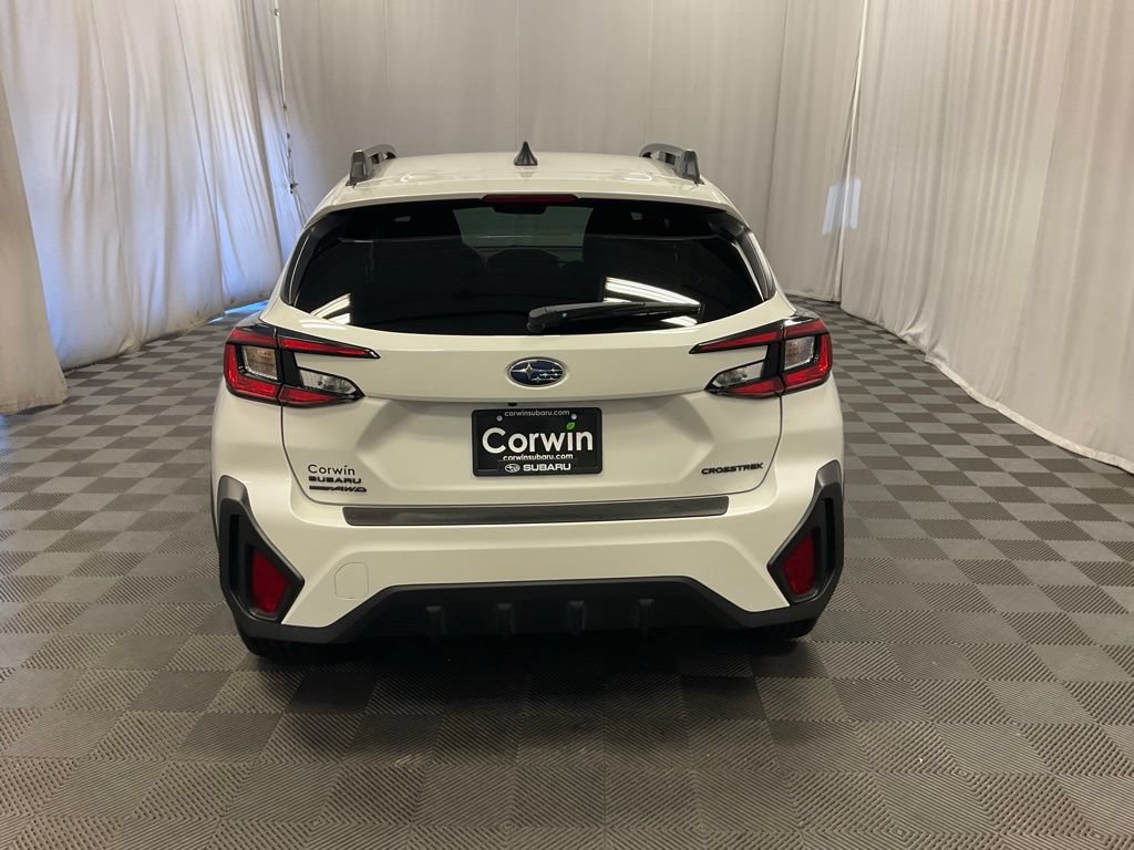 Used 2026 Subaru Crosstrek 2.5i Premium AWD/4WD image 5