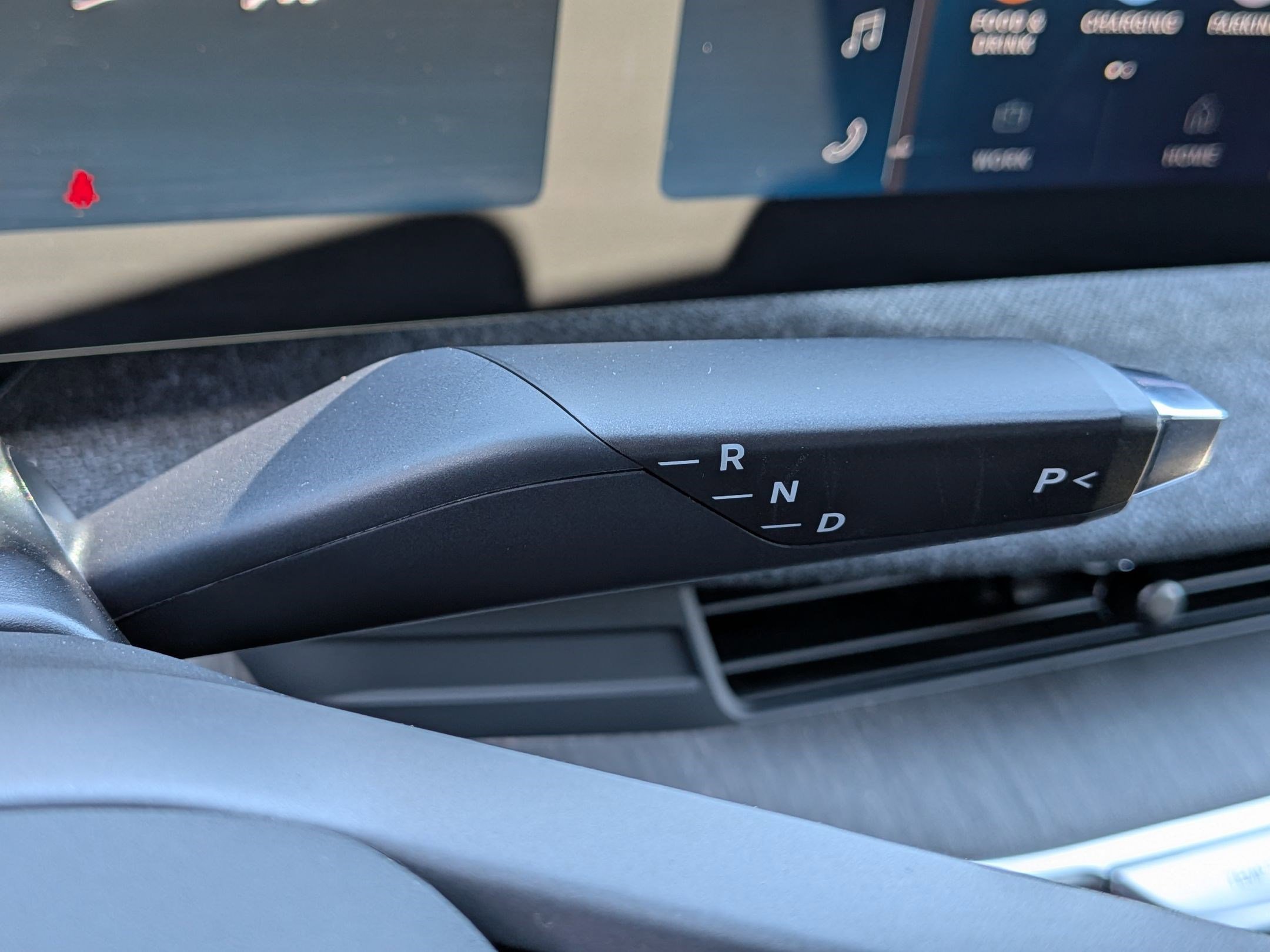 Used 2024 Lucid Air Touring image 25