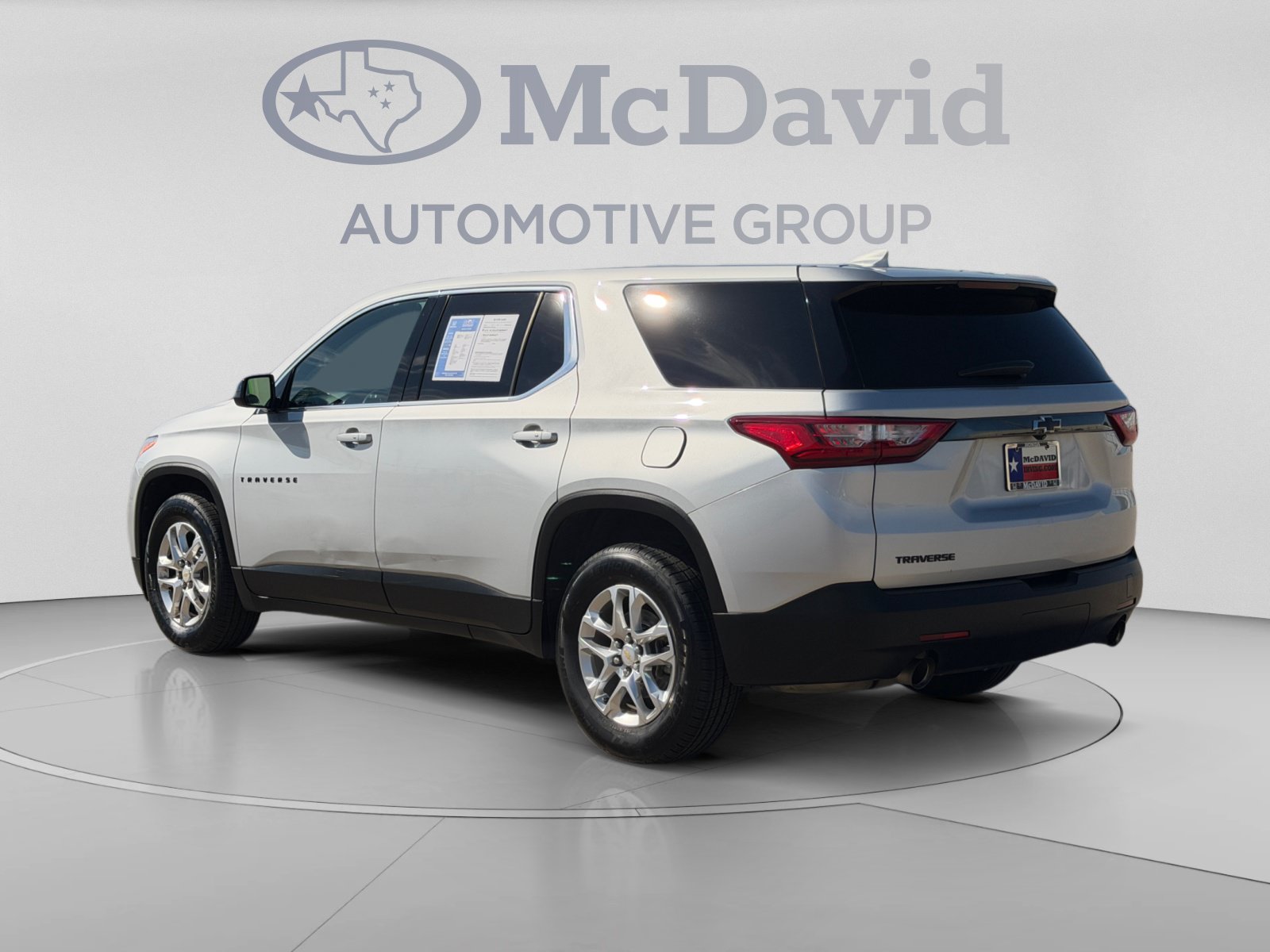 Used 2020 Chevrolet Traverse LS w/ LPO, Blackout Package FWD image 4