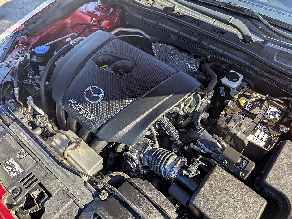 Used 2018 MAZDA MAZDA3 Touring image 36