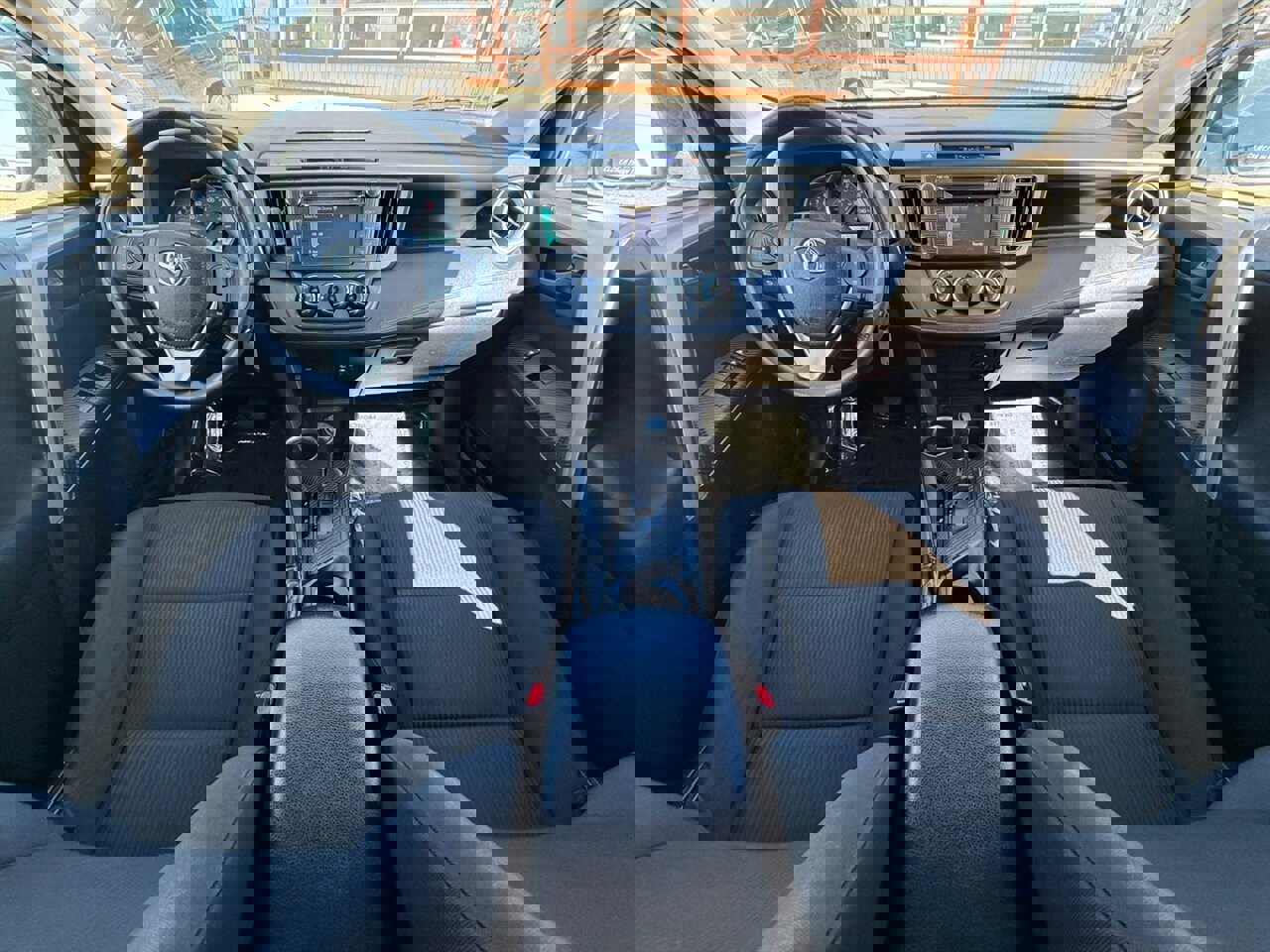 Used 2015 Toyota RAV4 LE image 11