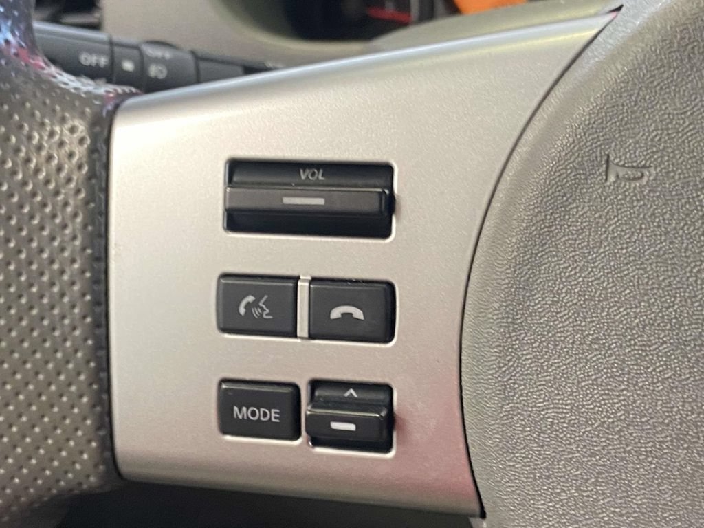 Used 2021 Nissan Frontier SV w/ Midnight Edition Floor Mats AWD/4WD image 27