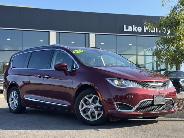 Used 2020 Chrysler Pacifica Touring-L w/ Tire & Wheel Group