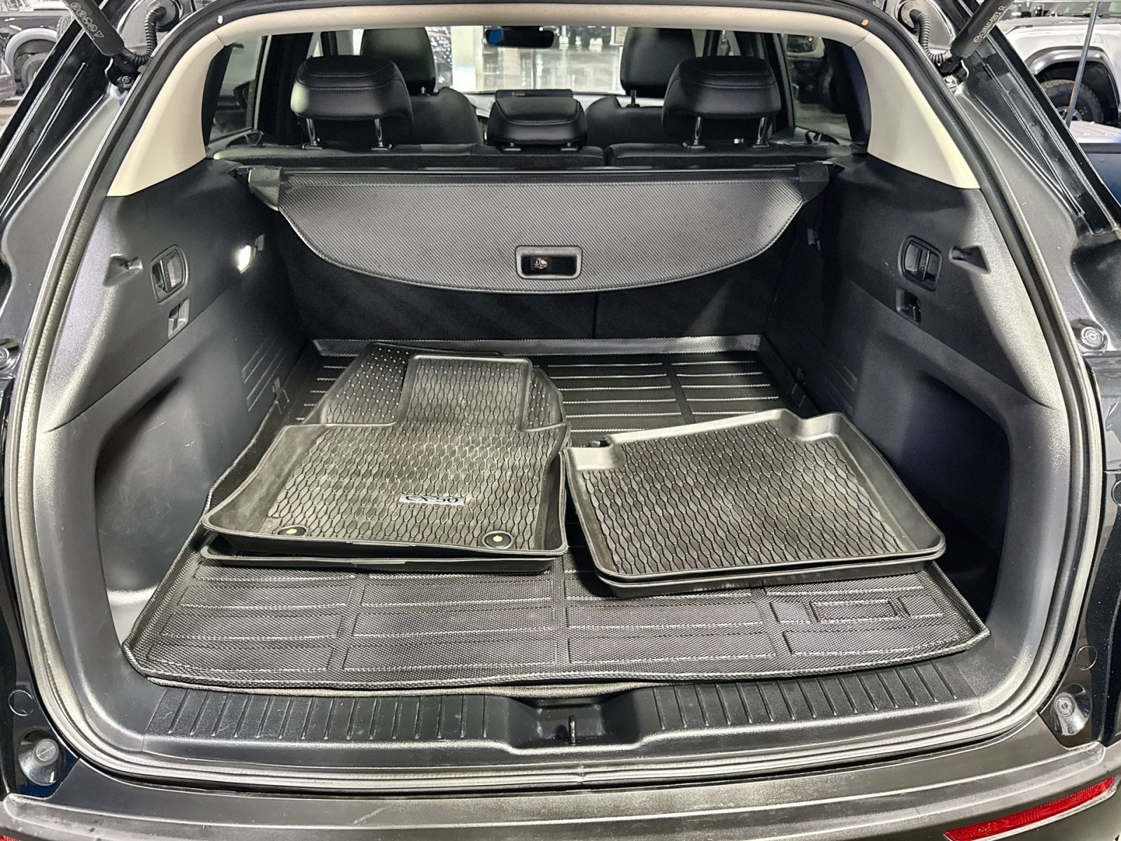 Used 2023 MAZDA CX-50 AWD 2.5 Turbo w/ Cargo Package image 30