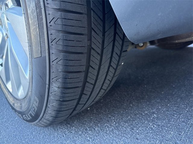 Used 2021 Land Rover Discovery S image 15