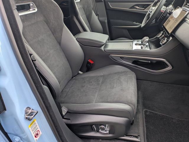 New 2026 Jaguar F-PACE SVR image 18