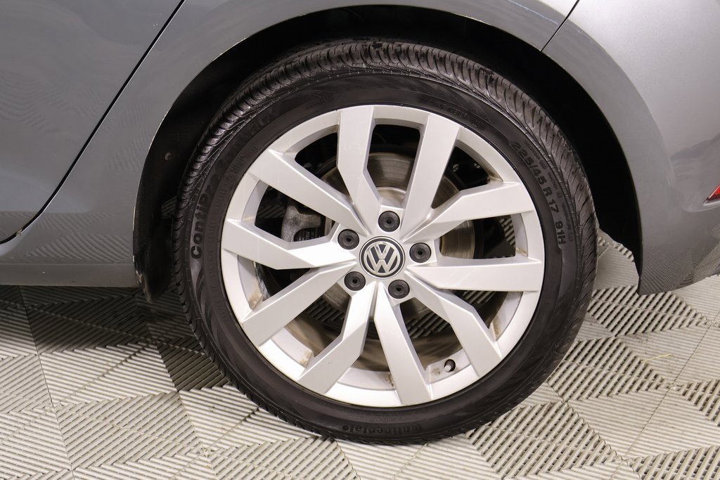 Used 2019 Volkswagen Golf SE w/ Driver Assistance Package image 19