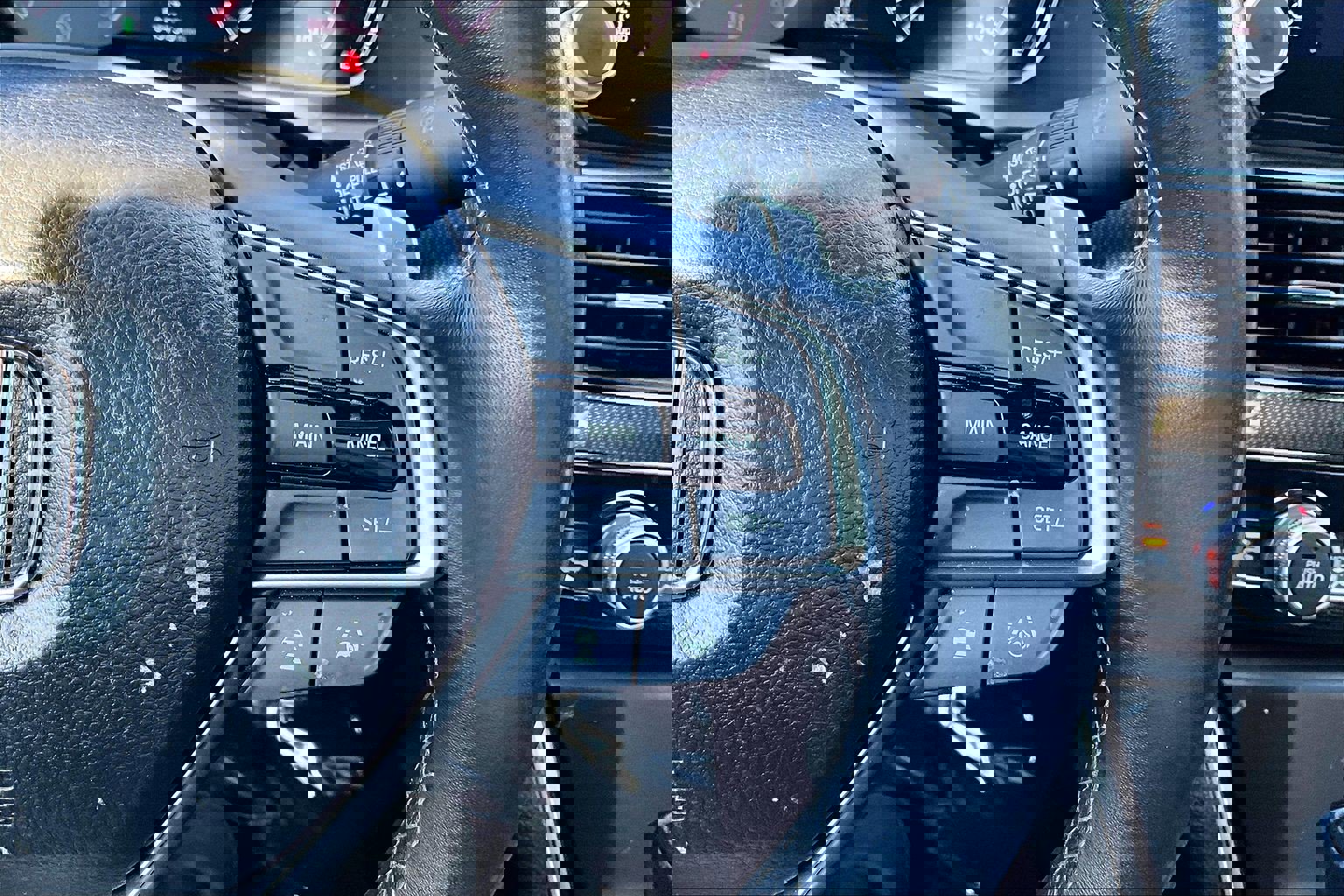 Used 2018 Honda Accord Sport image 18