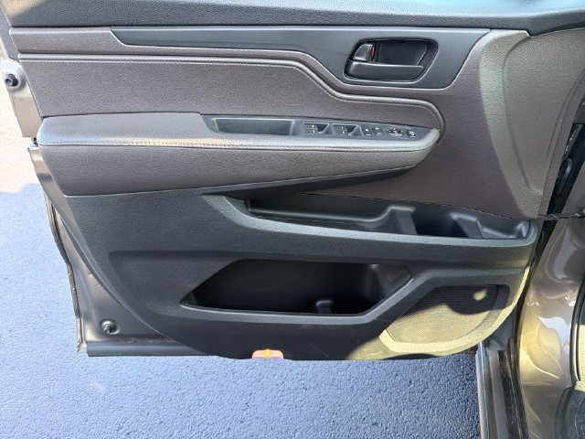 Used 2019 Honda Odyssey EX image 11