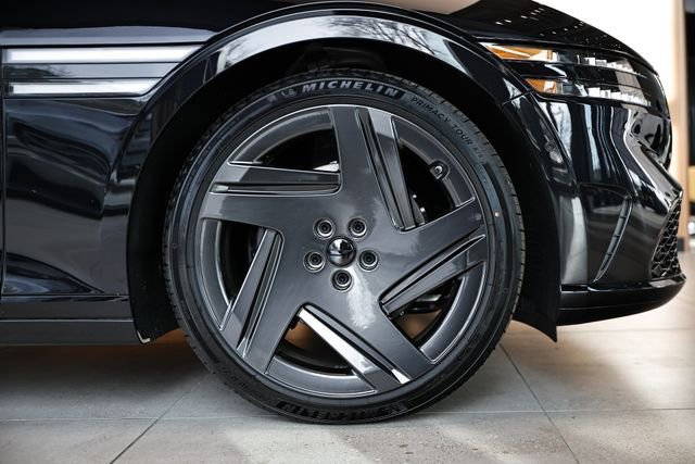 New 2026 Genesis G90 3.5T Prestige image 4