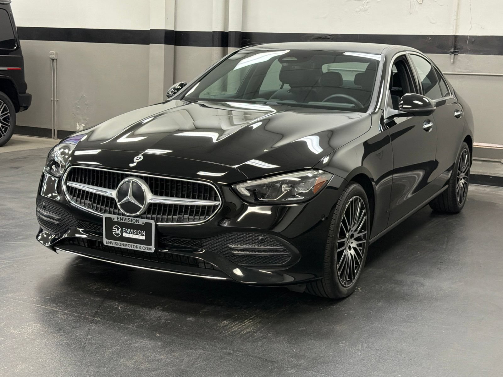 Used 2025 Mercedes-Benz C 300 Sedan image 6