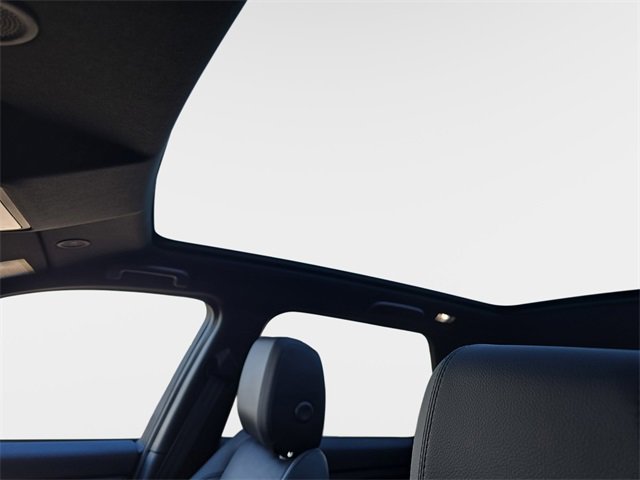 Used 2024 Land Rover Discovery Sport Dynamic SE image 29