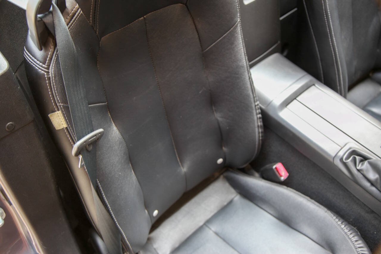 Used 2006 MAZDA MX-5 Miata Grand Touring w/ Premium Pkg RWD image 43