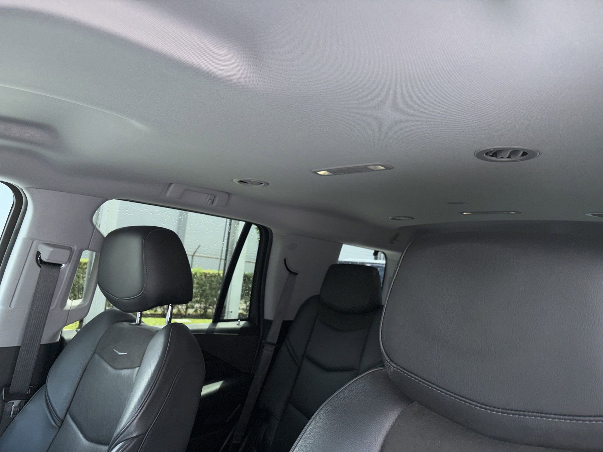 Used 2020 Cadillac Escalade 2WD image 11