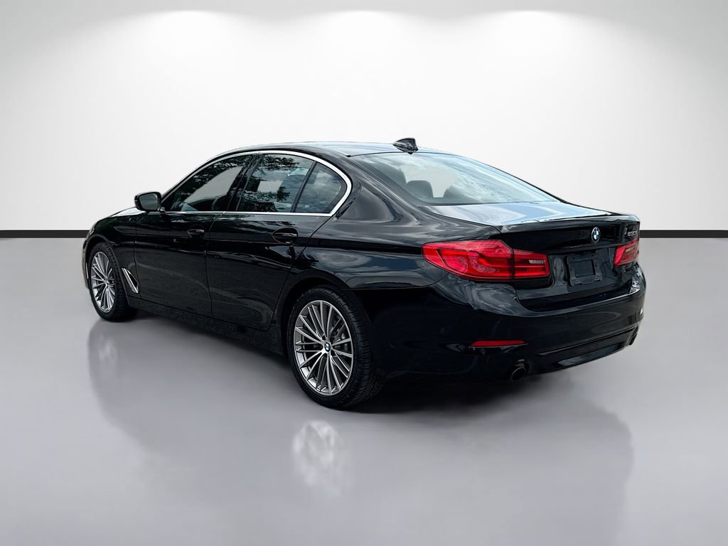 Used 2019 BMW 530i w/ Convenience Package RWD image 5