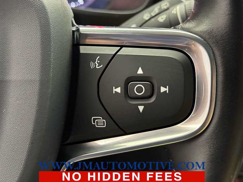 Used 2019 Volvo XC40 T5 Inscription AWD/4WD image 39