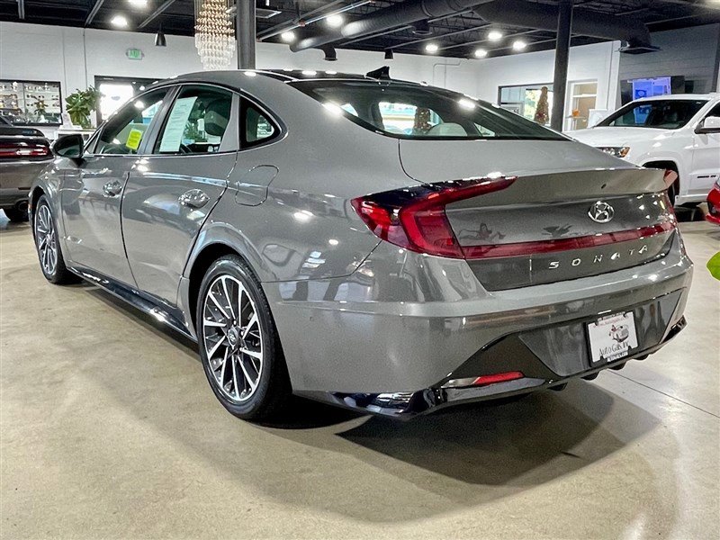 Used 2020 Hyundai Sonata Limited image 3