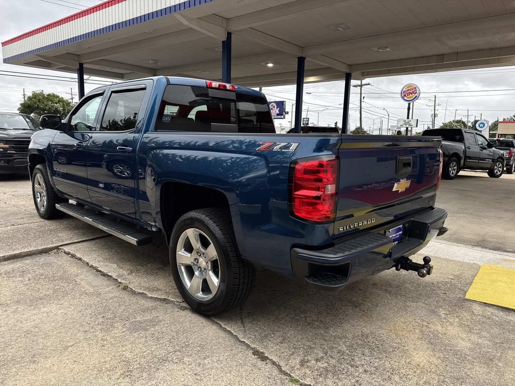 Used 2018 Chevrolet Silverado 1500 LT w/ All Star Edition AWD/4WD image 6