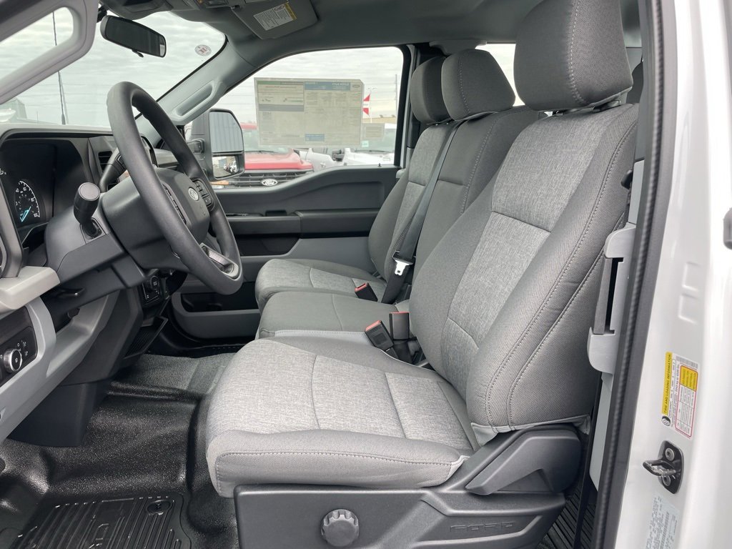 New 2026 Ford F350 XL w/ XL Chrome Package image 8