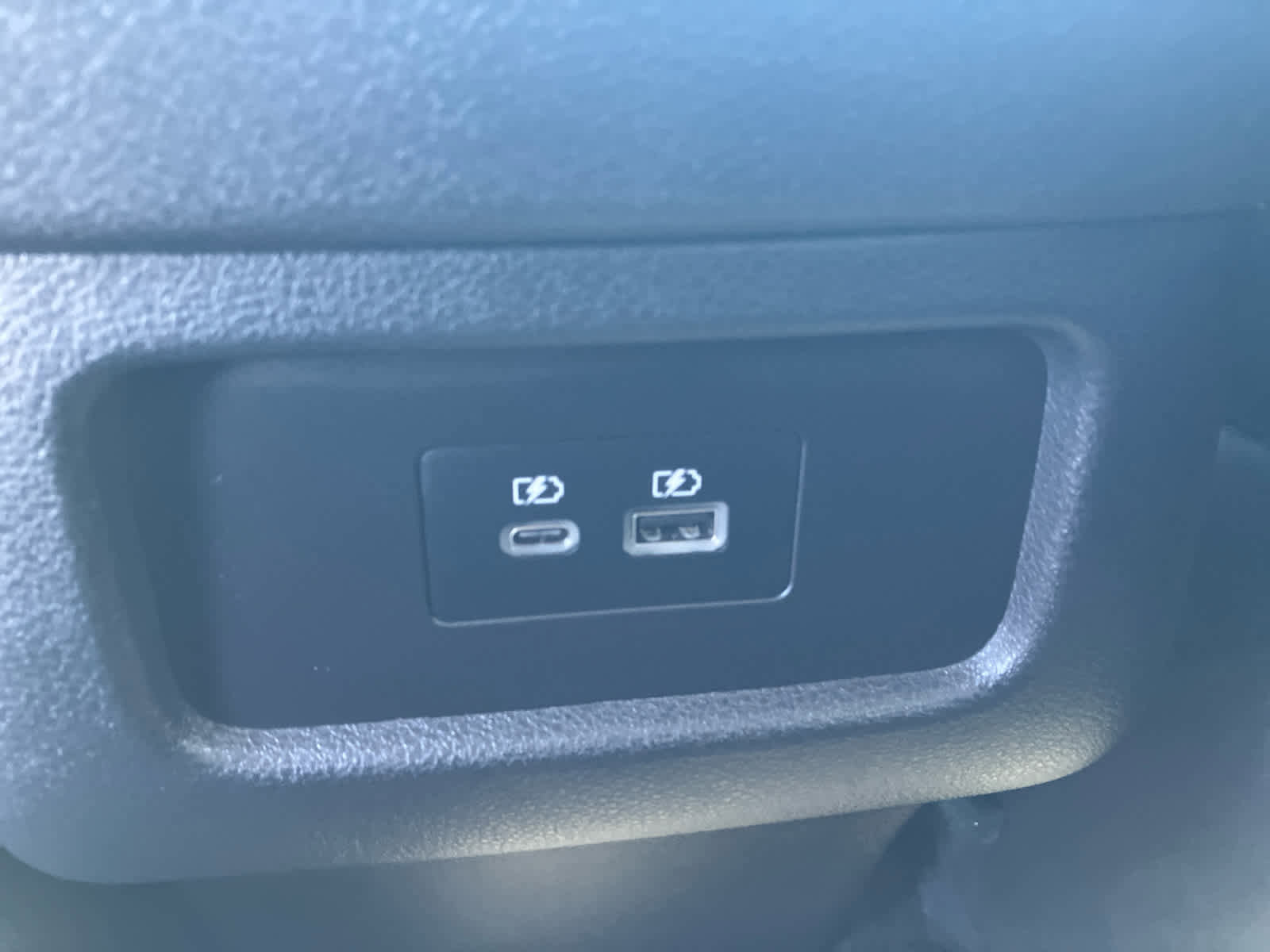 Used 2024 Nissan Pathfinder SV w/ SV Premium Package FWD image 36