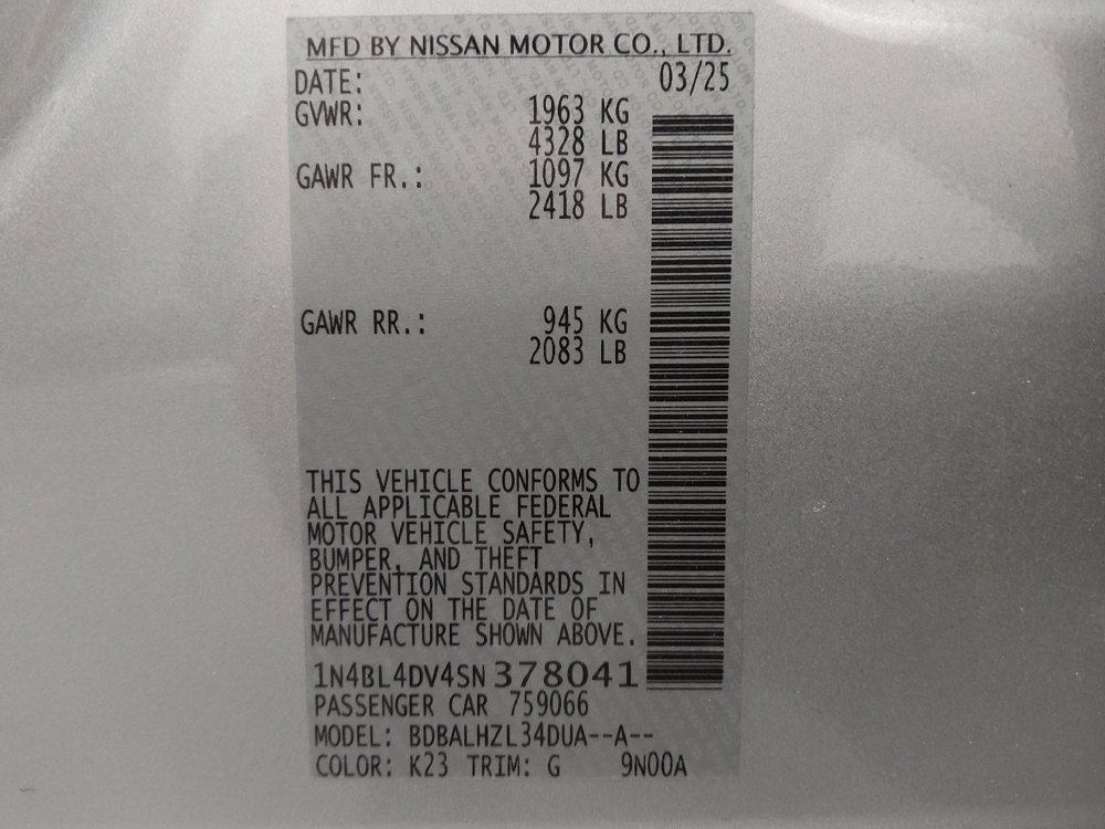 Used 2025 Nissan Altima 2.5 SV FWD image 33