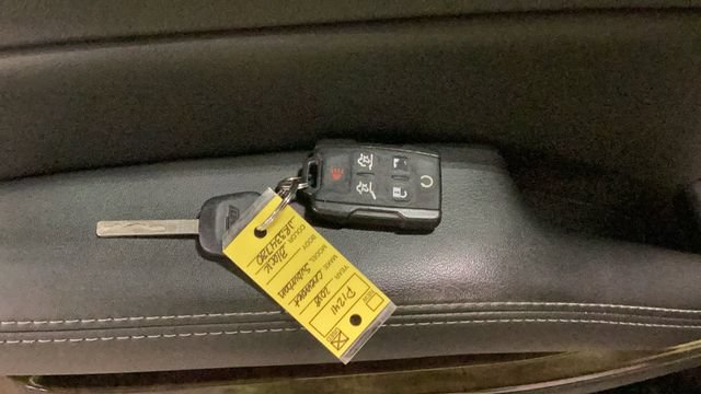 Used 2018 Chevrolet Suburban LT AWD/4WD image 14
