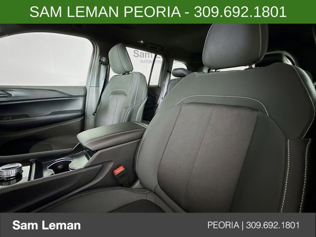 New 2025 Jeep Grand Cherokee Laredo X w/ Luxury Tech Group I image 20