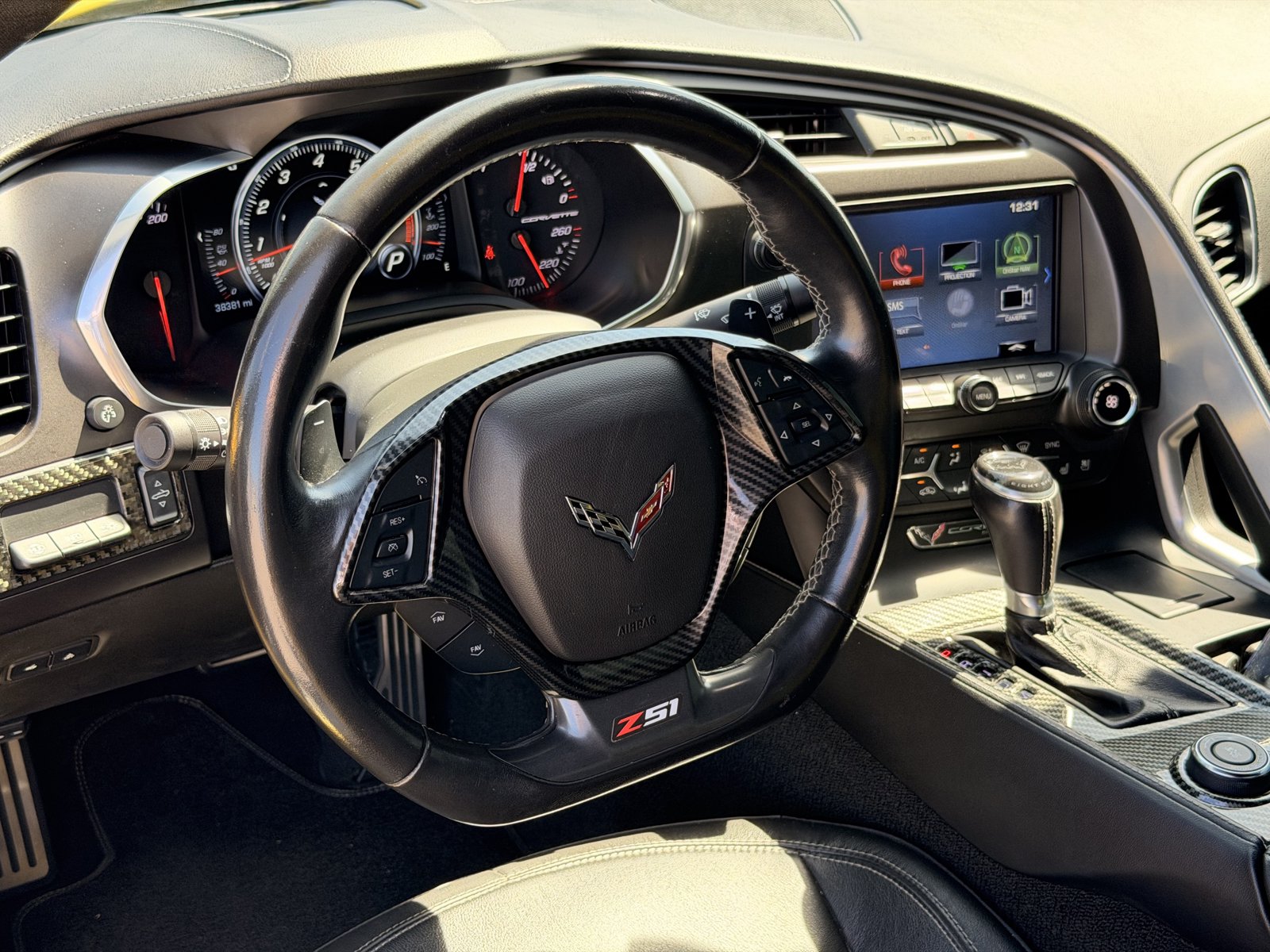 Used 2019 Chevrolet Corvette Stingray Convertible Z51 2LT RWD image 17