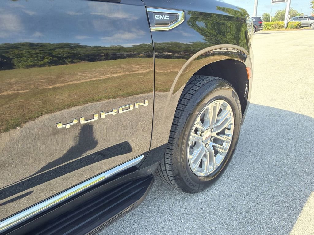 Used 2023 GMC Yukon SLT RWD image 38