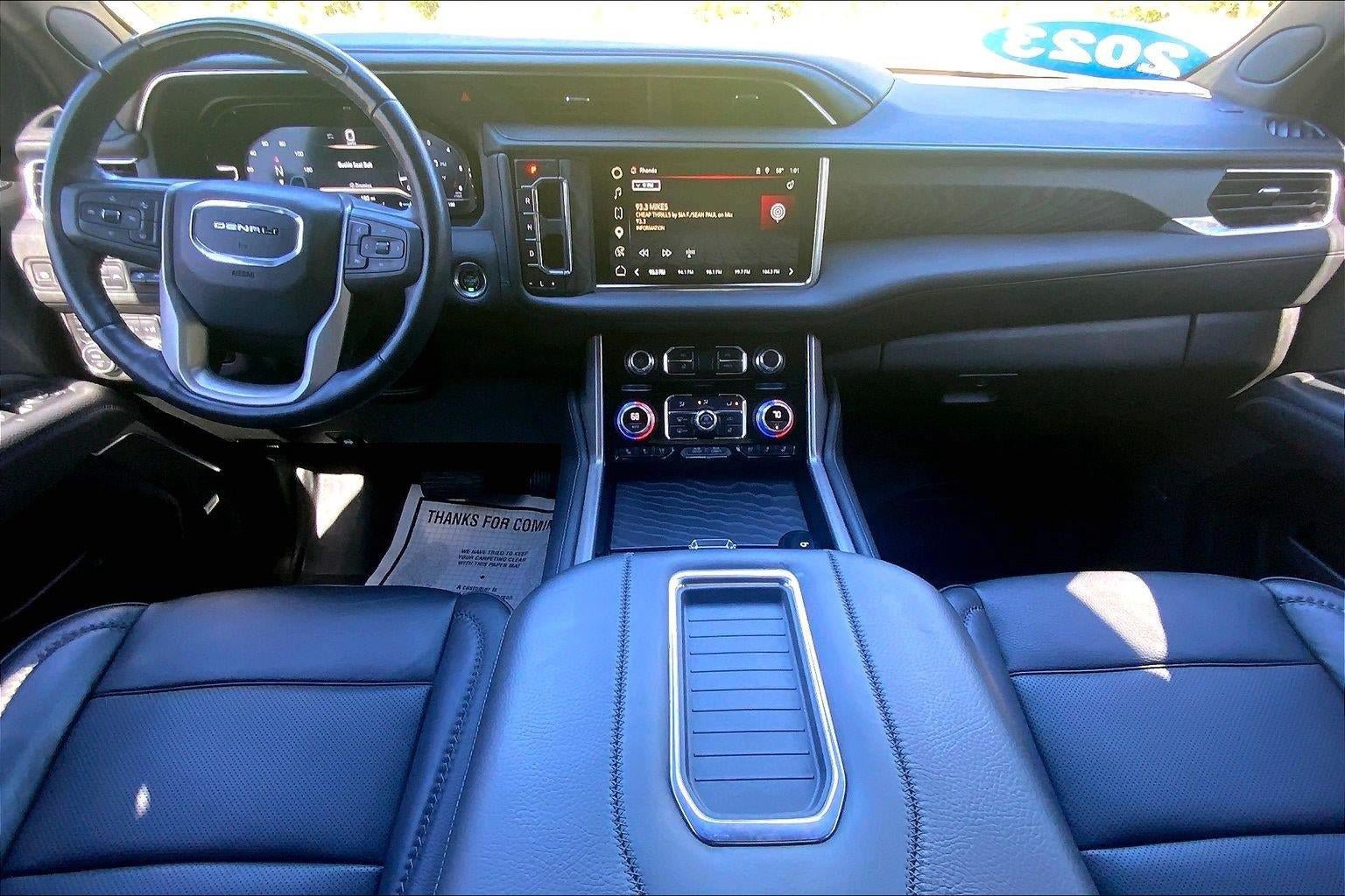 Used 2023 GMC Yukon Denali w/ Denali Reserve Package AWD/4WD image 16