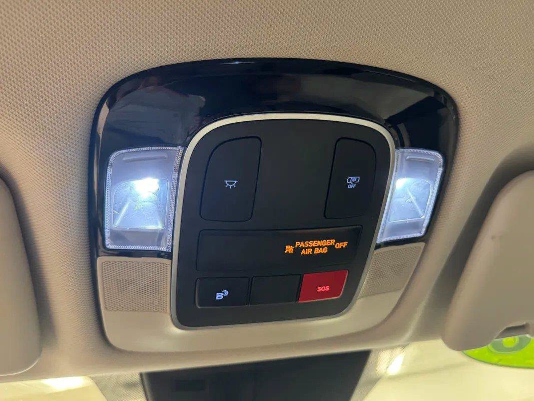 Used 2026 Hyundai Tucson SEL Plus AWD/4WD image 12
