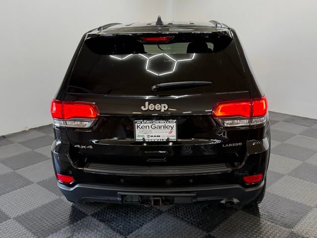 Certified 2022 Jeep Grand Cherokee Laredo E AWD/4WD image 10