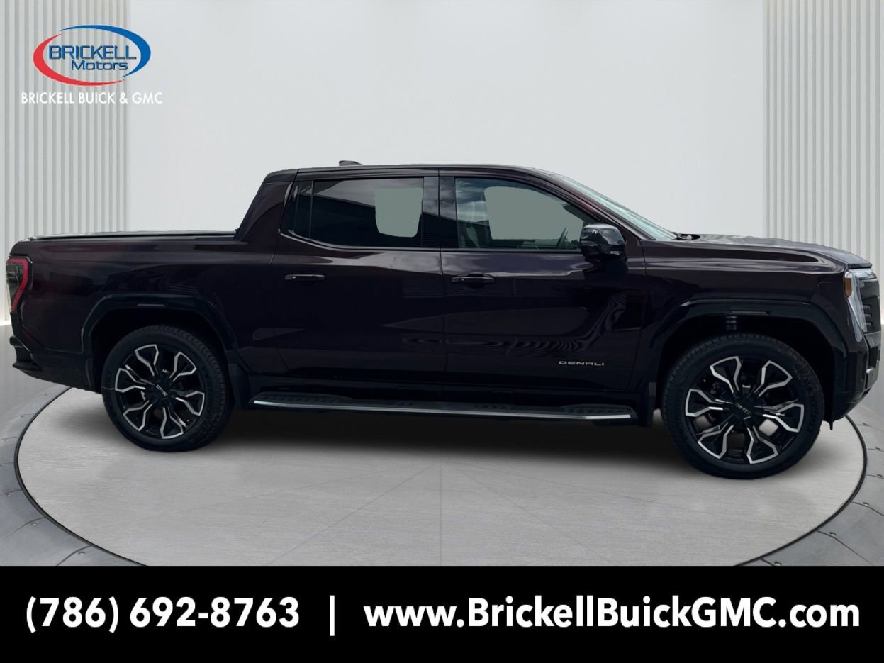 New 2025 GMC Sierra EV Denali image 4