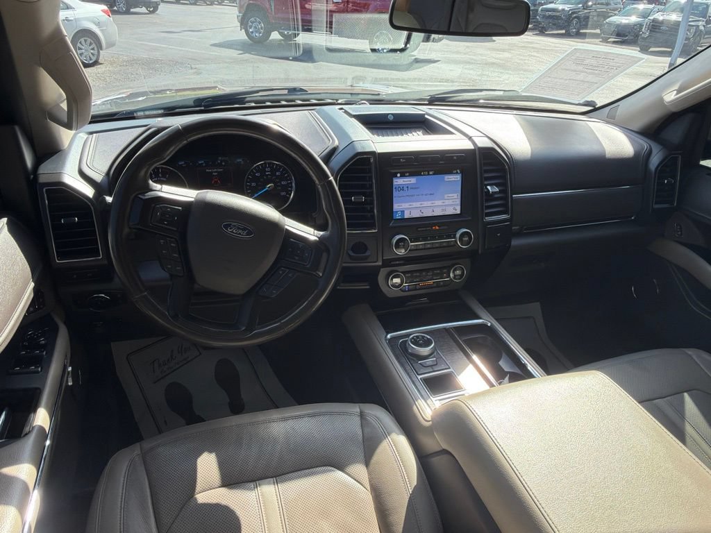 Used 2018 Ford Expedition Max Limited RWD image 14
