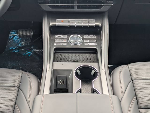 New 2026 Lincoln Nautilus Reserve AWD/4WD image 17
