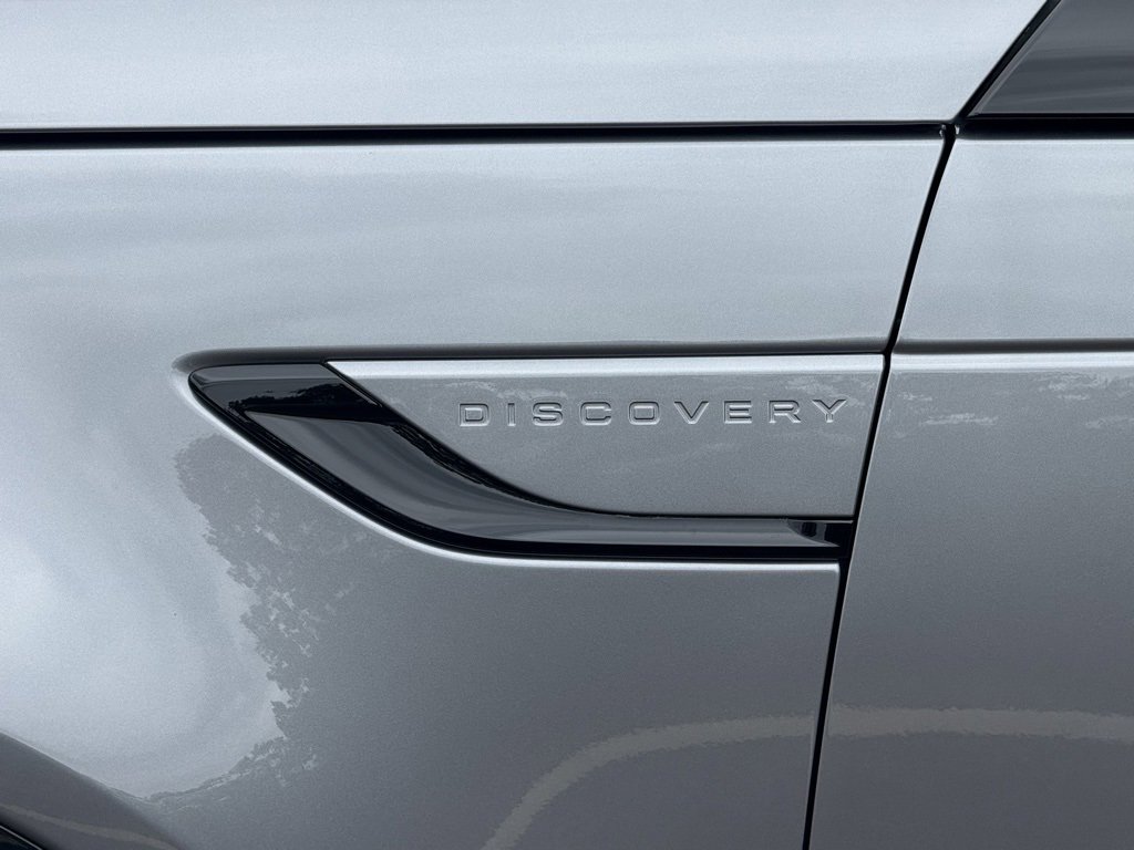 New 2025 Land Rover Discovery Dynamic SE image 41