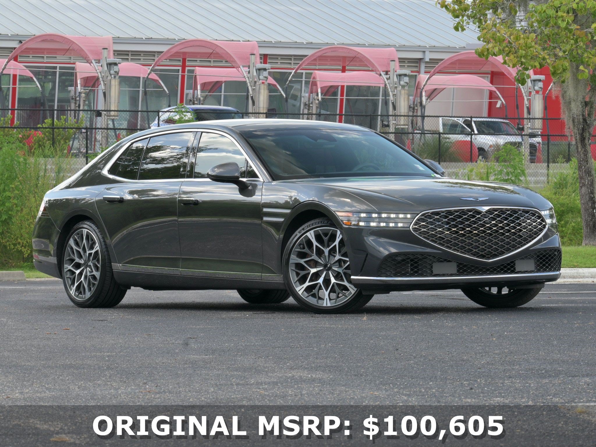 Used 2023 Genesis G90 3.5T AWD/4WD image 2