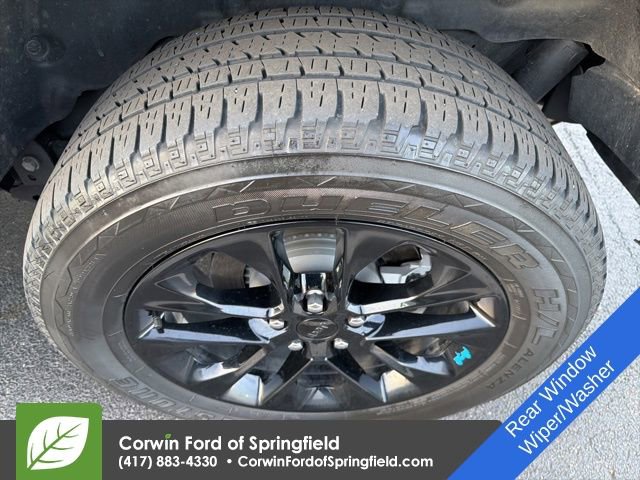 Used 2022 Jeep Wrangler Unlimited Sahara w/ Cold Weather Group image 10