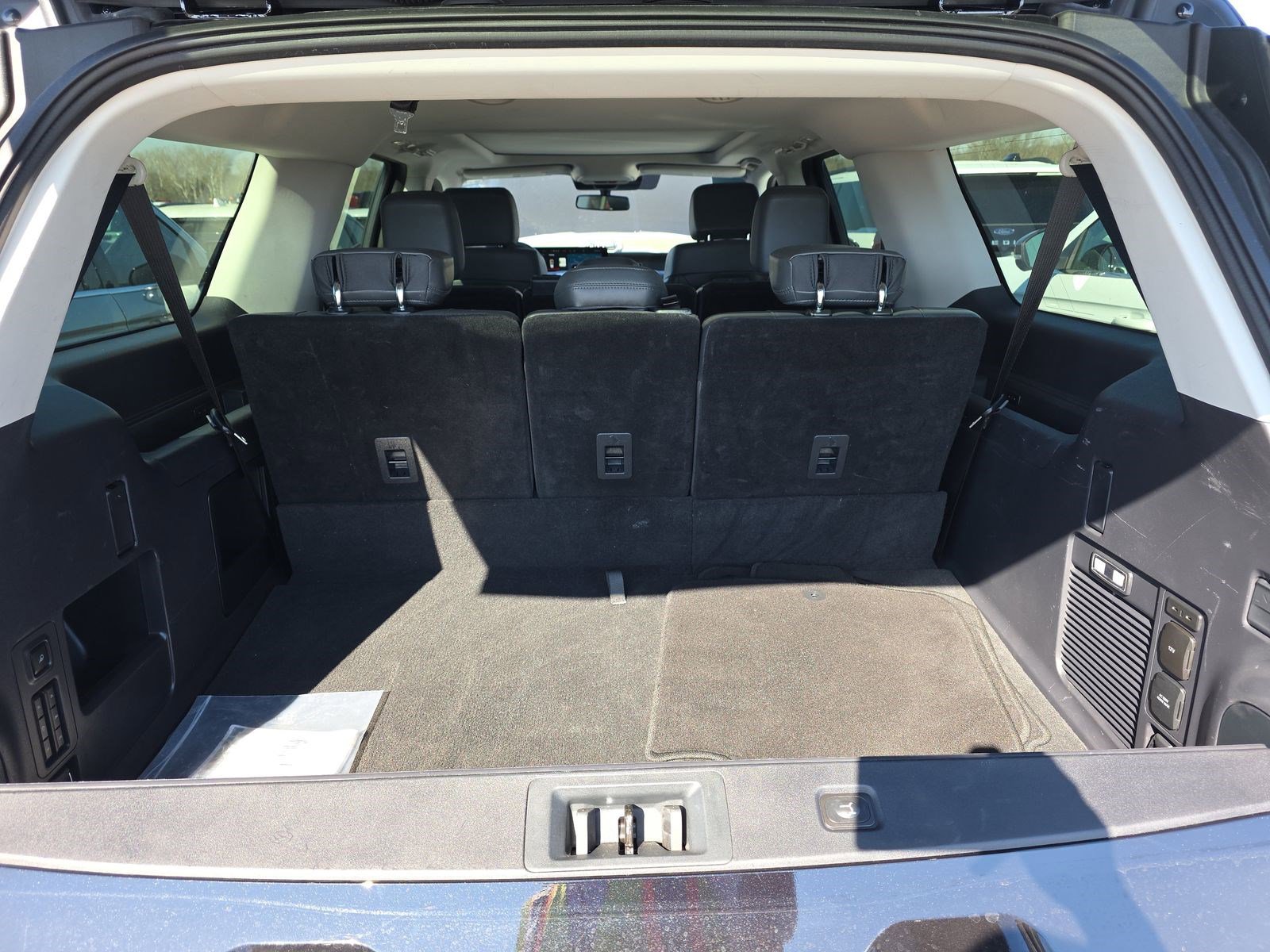 Used 2025 Ford Expedition Max Active AWD/4WD image 23